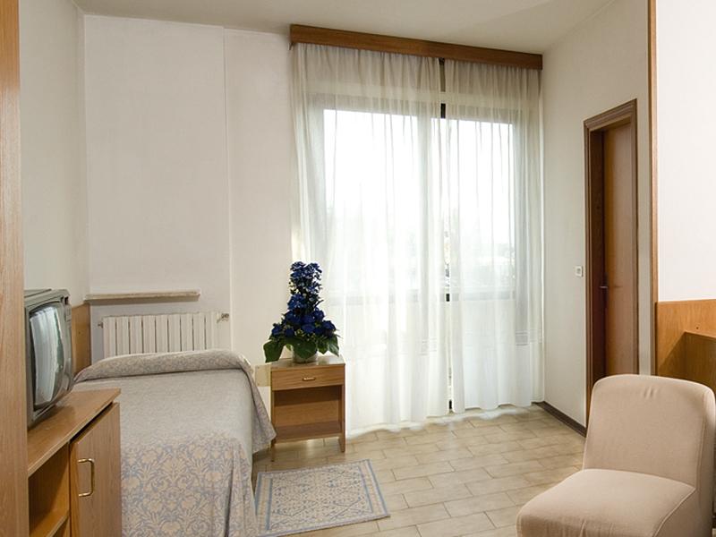 Hotel Genzianella Червия Екстериор снимка