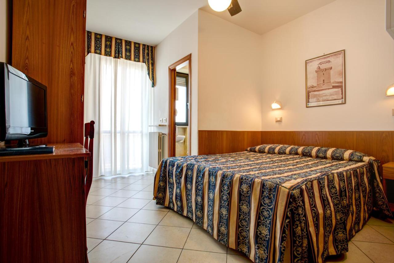 Hotel Genzianella Червия Екстериор снимка