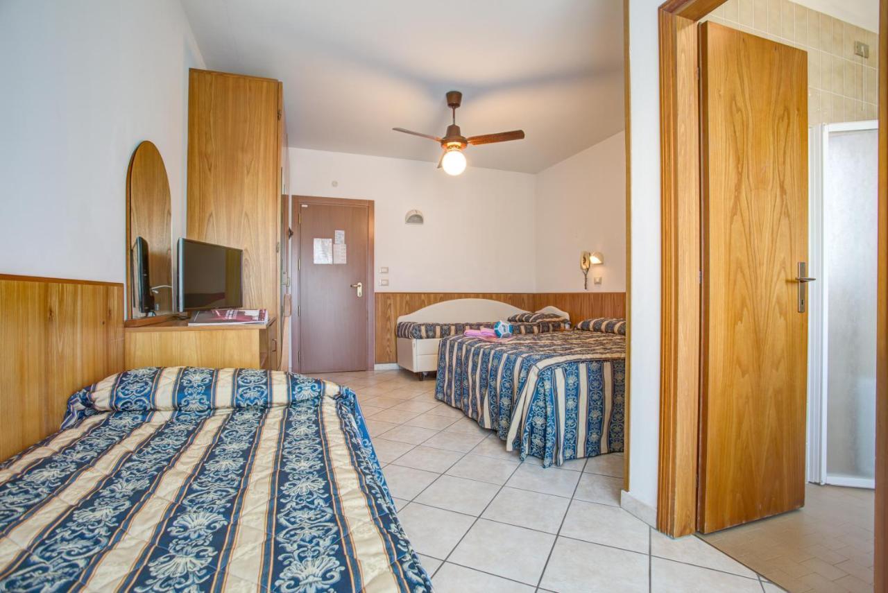 Hotel Genzianella Червия Екстериор снимка