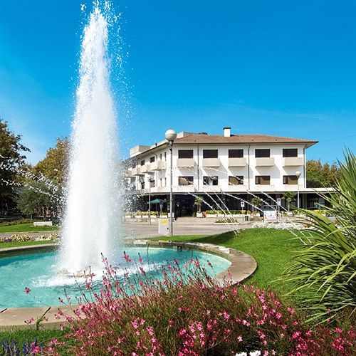 Hotel Genzianella Червия Екстериор снимка